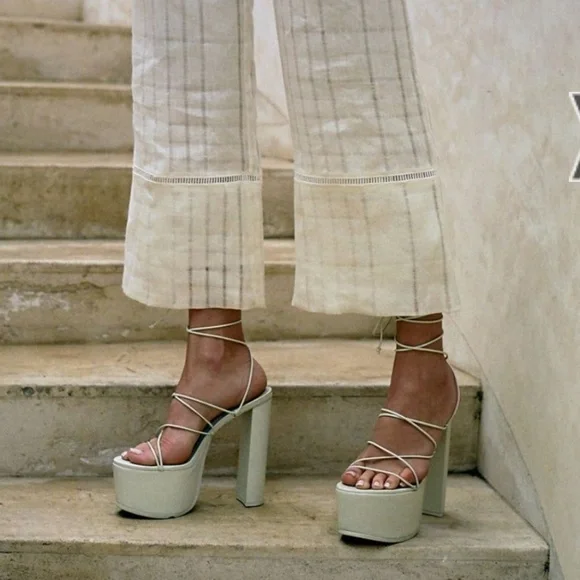 New! Cult Gaia Elle Cream Linen Pantsxxs